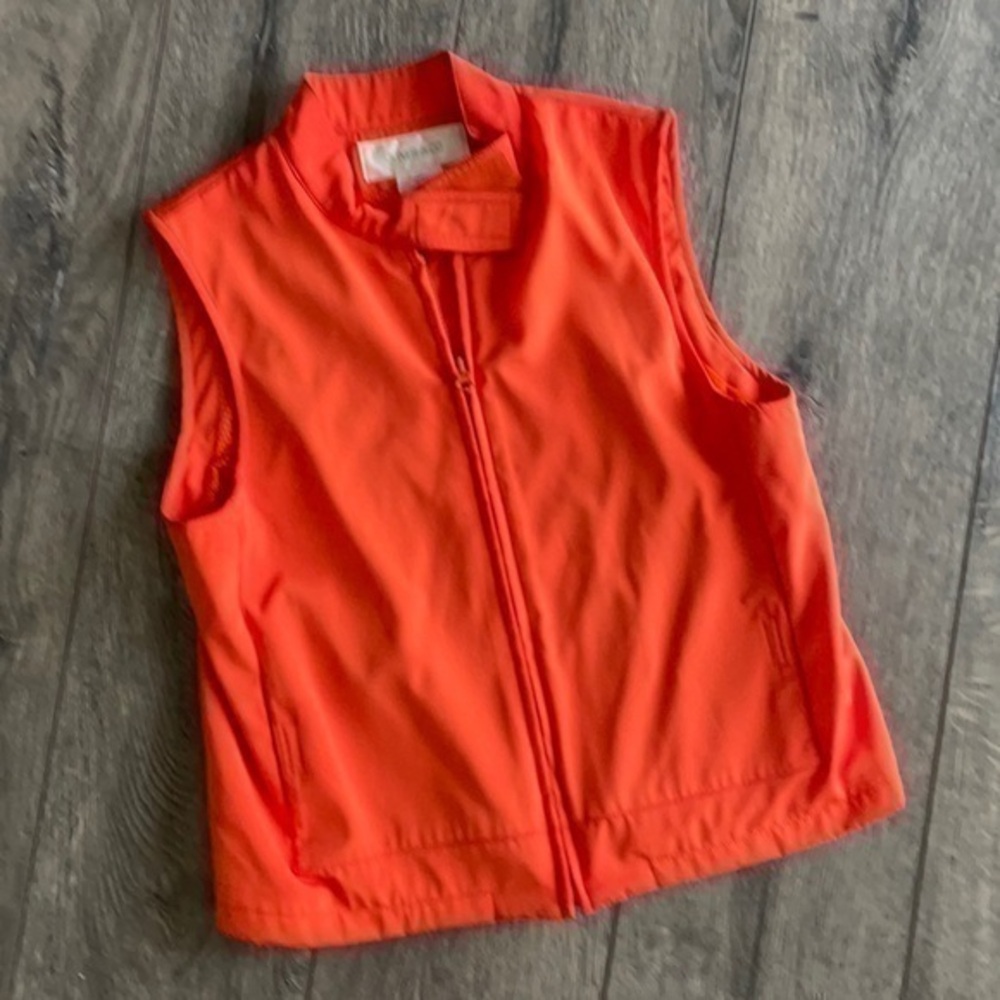 Jones & Co Vest Med orange vest GORGEOUS! Golf